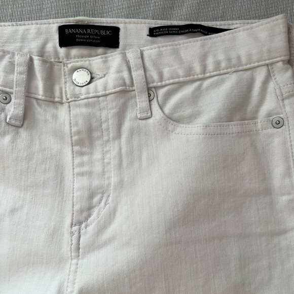 Banana Republic White Jeans - Picture 2 of 2